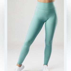 Alphalete alphalux essential leggings jade green